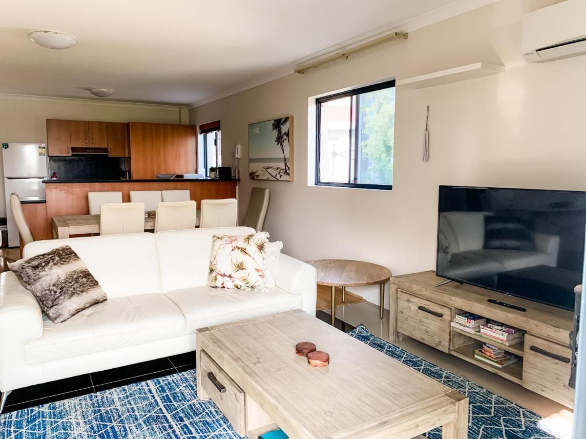 Apartment Spacious Homely Close To Everything