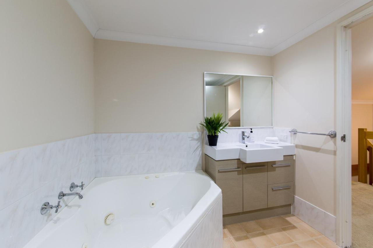 Spacious Homely Close To Everything *
